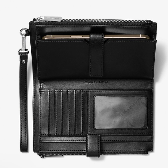 Michael Kors Jet Set Large Ombré Signature Logo Wristlet Wallet Phone
BLACK
NWT - Picture 2 of 16